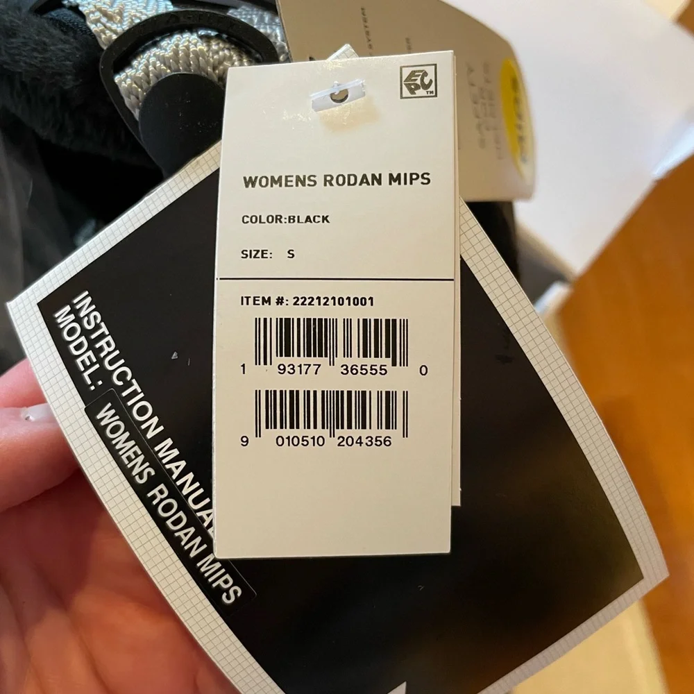 Burton Anon Helmet - Picture 6 of 11